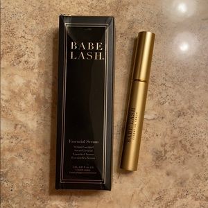 Babe lash essential serum